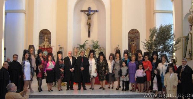 La capa y la mantilla españolas impregnan de solemnidad y tradición Alguazas
