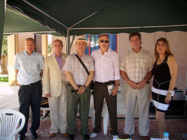 La Feria del Libro de Alguazas reúne a sus escritores locales