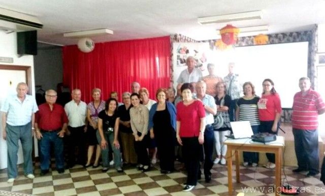 Las personas mayores de Alguazas se previenen contra los riesgos en el hogar