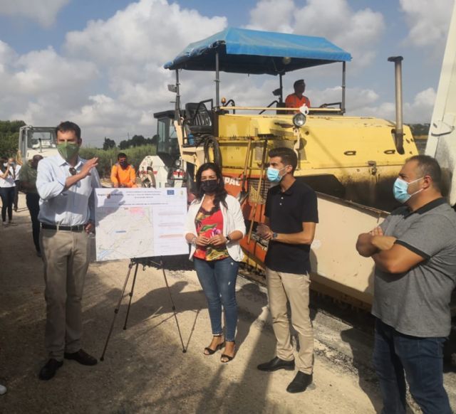 La Comunidad ultima el acondicionamiento del camino rural de La Almazara en Alguazas