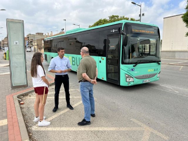 Este curso el Ayuntamiento de Alguazas subvencionará al 100% el transporte público a los jóvenes estudiantes