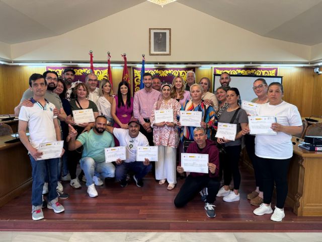 Forman a 30 desempleados de Alguazas para trabajar en jardinería y albañilería