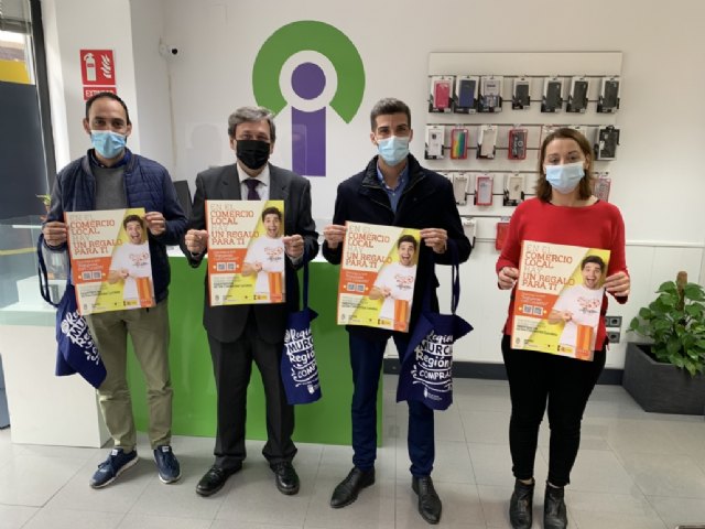 Los comercios locales repartirán cerca de un millar de regalos a sus clientes a partir del próximo lunes