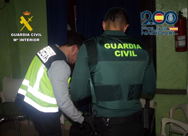 Operativo de inspección en diferentes establecimientos de ocio de Alguazas