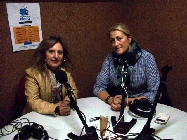 La pintora Guillermina Sánchez Oró lleva su arte a Alguazas Radio 87.7 FM