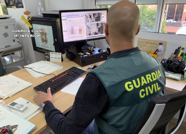 La Guardia Civil detiene al presunto autor de una veintena de robos y hurtos en comercios, viviendas y vehículos